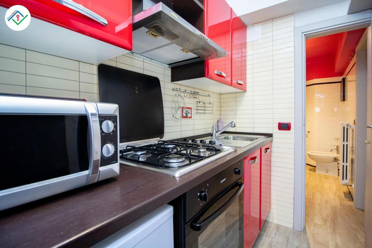 לוקה Antica Piazza Apartment By Tuscanywego מראה חיצוני תמונה